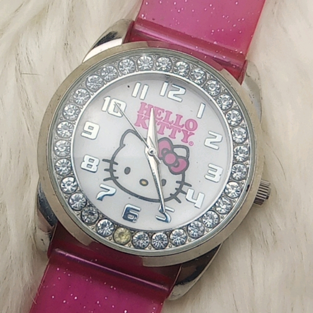 Cute hello Kitty sanrio pink wrist watch